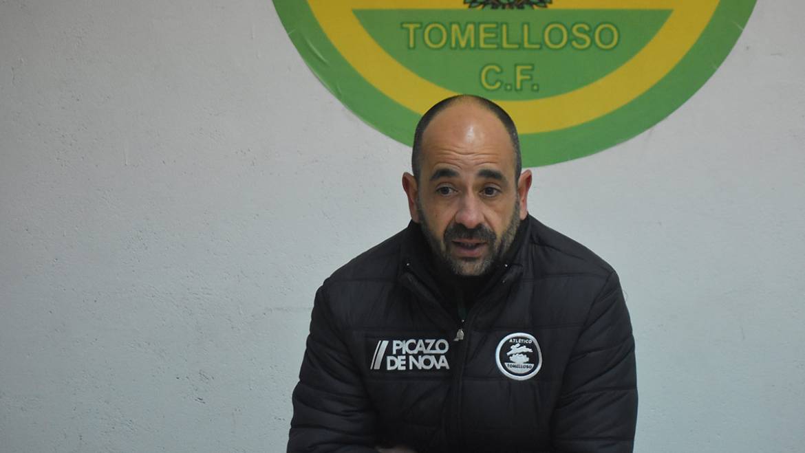 Entrevista de Raúl Lara, entrenador del Atlético Tomelloso